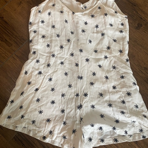 ILLA ILLA White Tropical Print Romper M - Picture 2 of 5